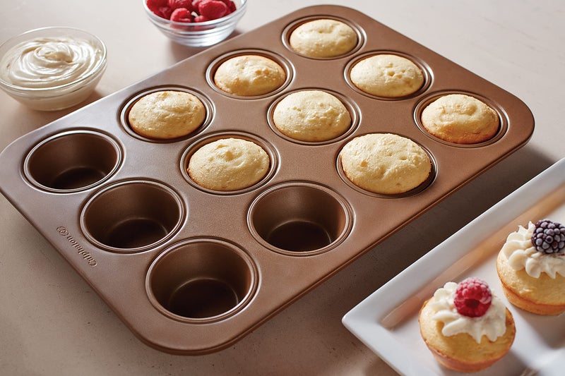 Calphalon Simply Calphalon Nonstick Bakeware, Cupcake/Muffin Pan, 12-cup - Image 3